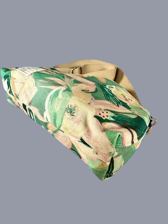 R. Riveter Floral Hopper Crossbody Bag USA Made - Picture 14 of 16